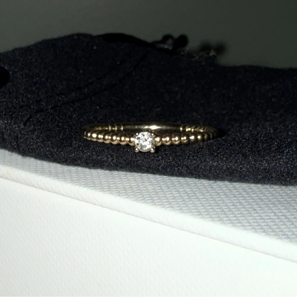 Mejuri Solid 14k Yellow Gold Beaded Diamond Solitaire Ring Size 6 - Picture 10 of 13